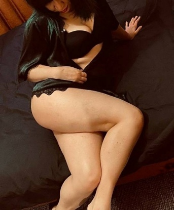 Экзотическая красотка приглашает в гости на хороший отдых и наслаждение. Умею расслаблять и дарить удовольствие, ты будешь в восторге от встречи со мной. Звони и приезжай! 1010, 24 года