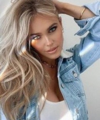 Горячая брюнетка с изумительными формами и неутолимой страстью ждет в гости на незабываемый отдых в обстановке уюта и расслабления. Позволь себе немного приятного отдыха! 3178, 23 года